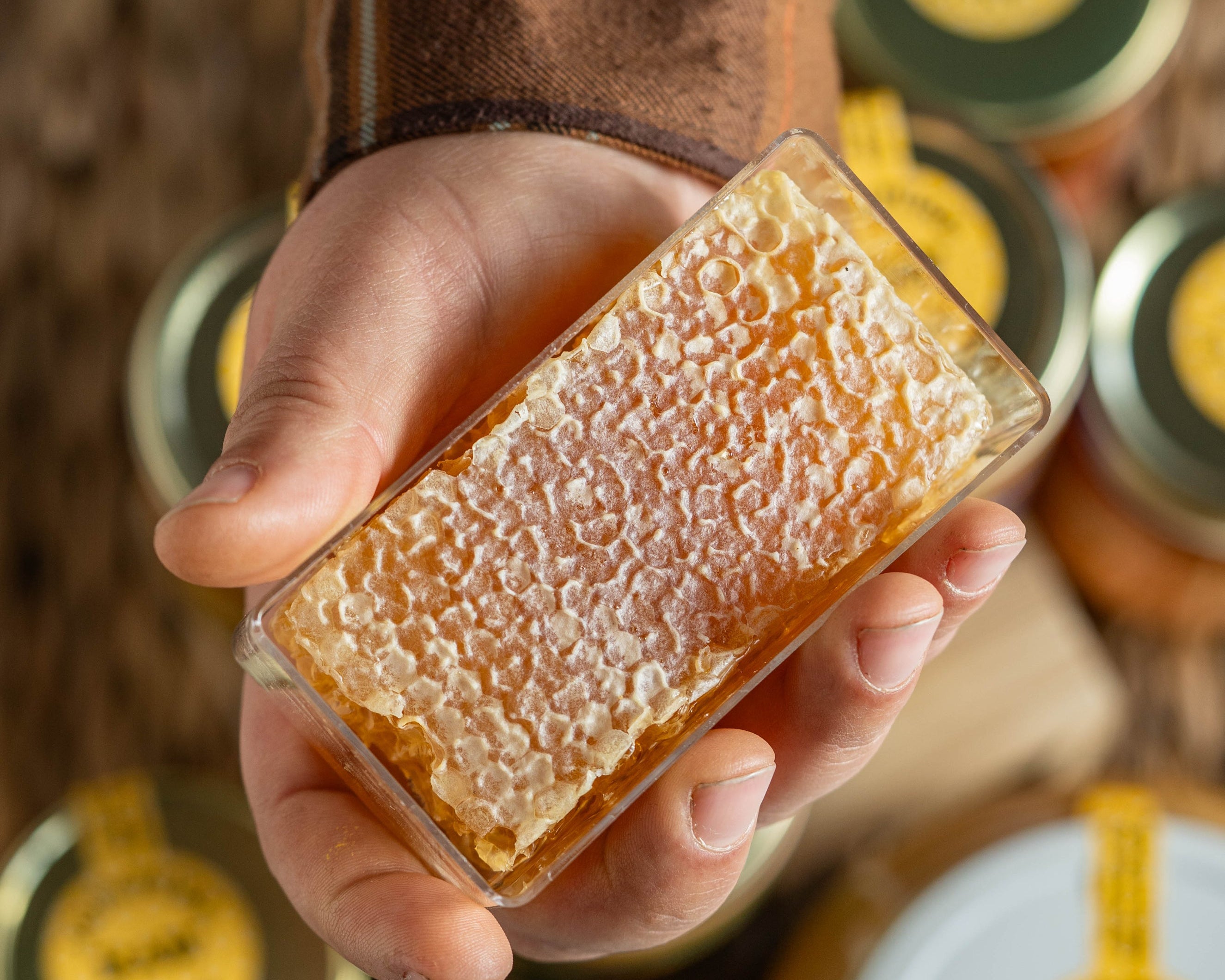 How many ounces are the 2x4?